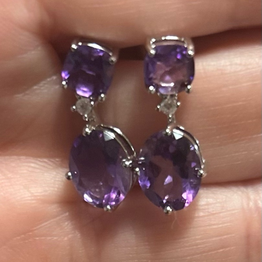 NWT Oval & Square Cushion African Amethyst Earrings